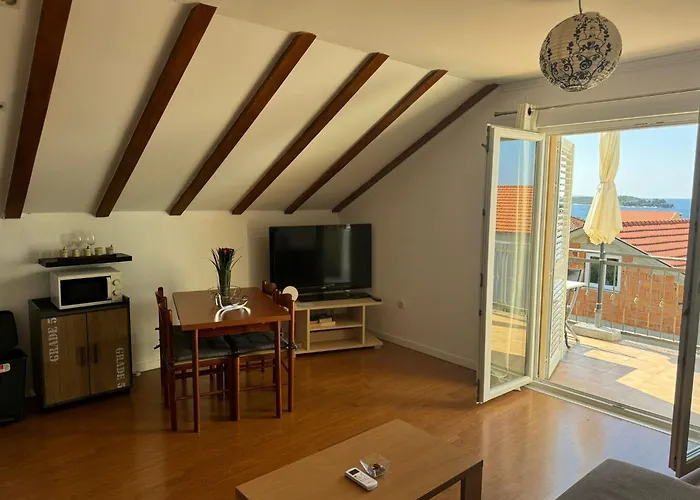 I.K. Apartments